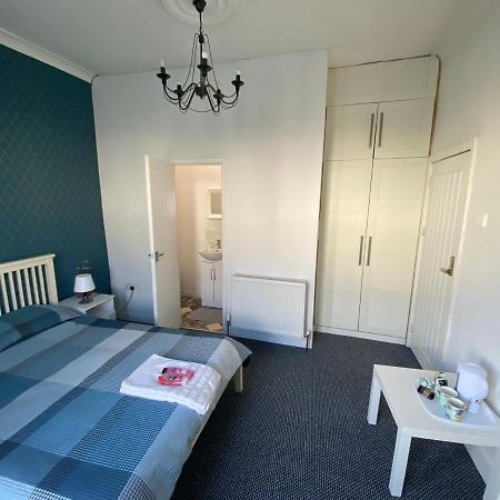 The Bay En-Suite Room พลีมัธ ภายนอก รูปภาพ